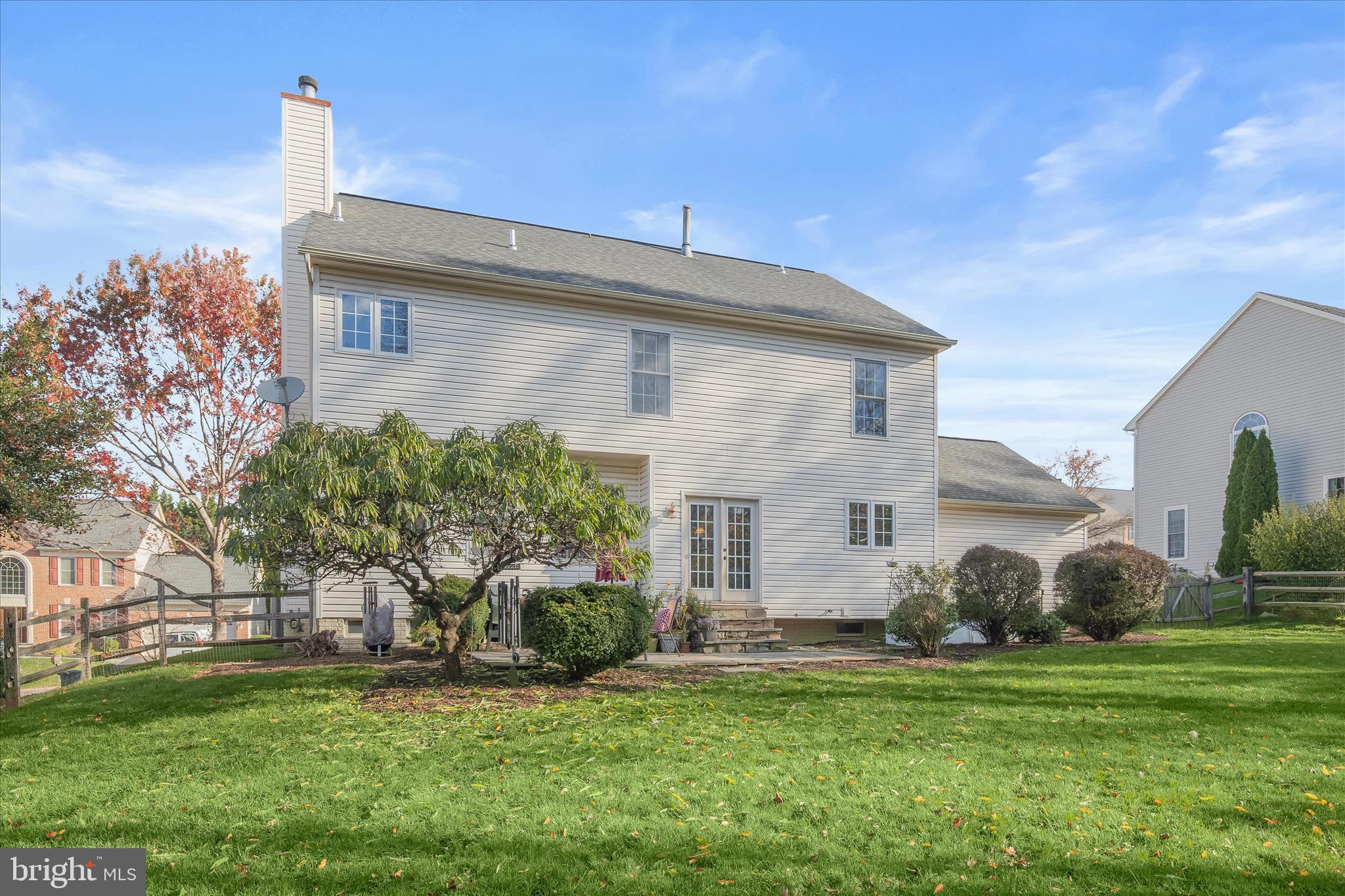 WINDSOR KNOLLS - Residential