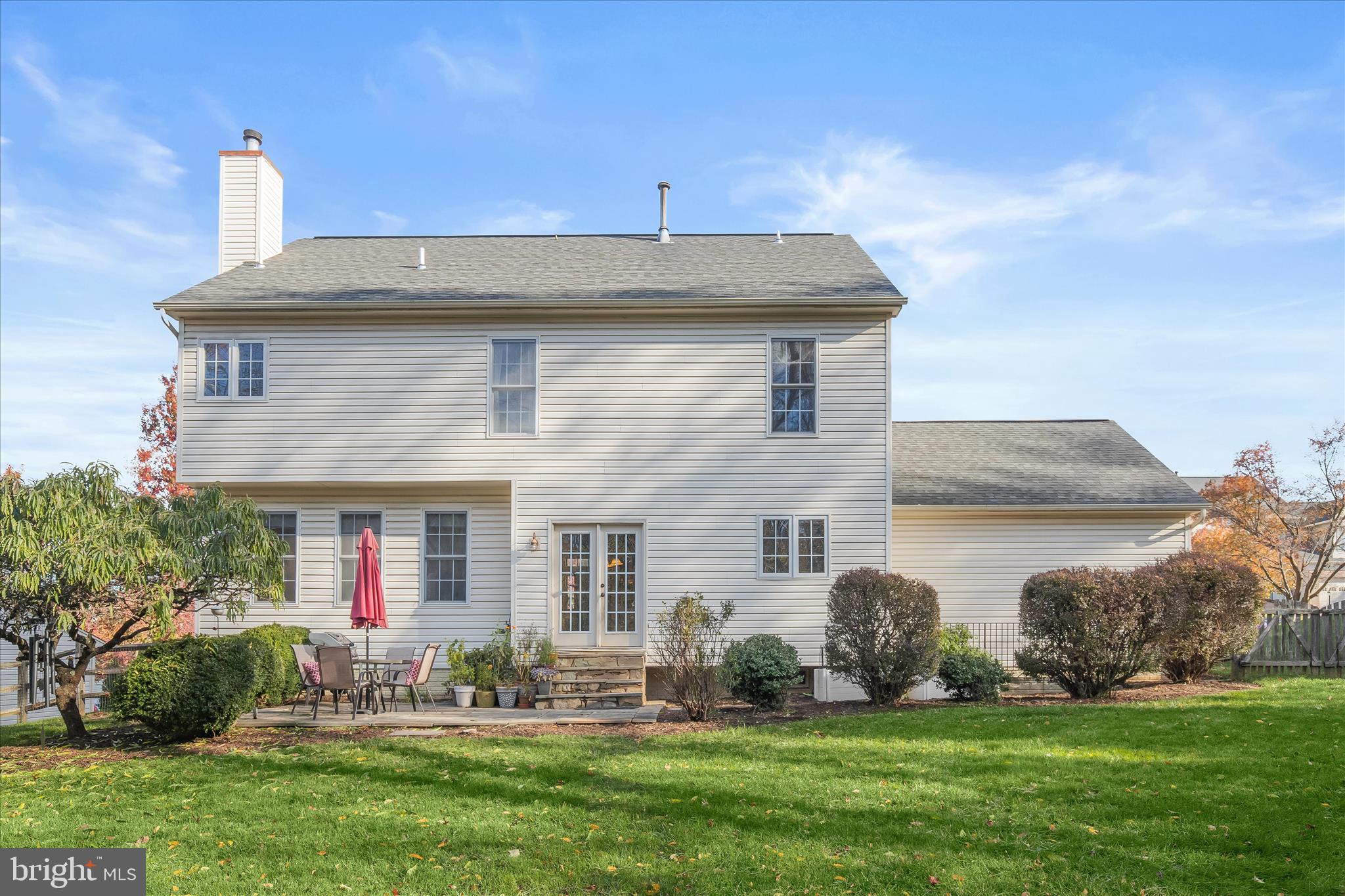 WINDSOR KNOLLS - Residential