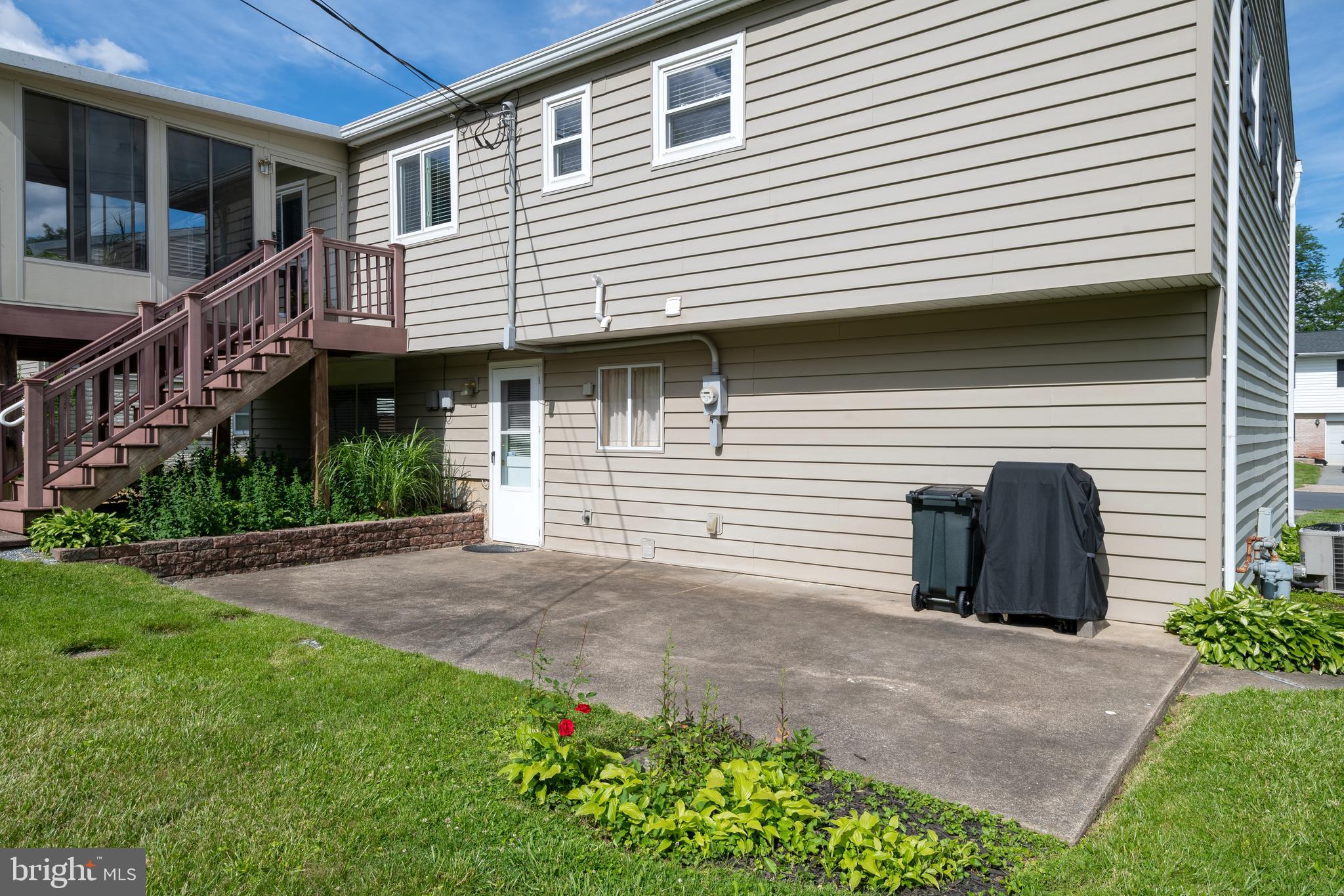 LANDIS FARMS - Residential