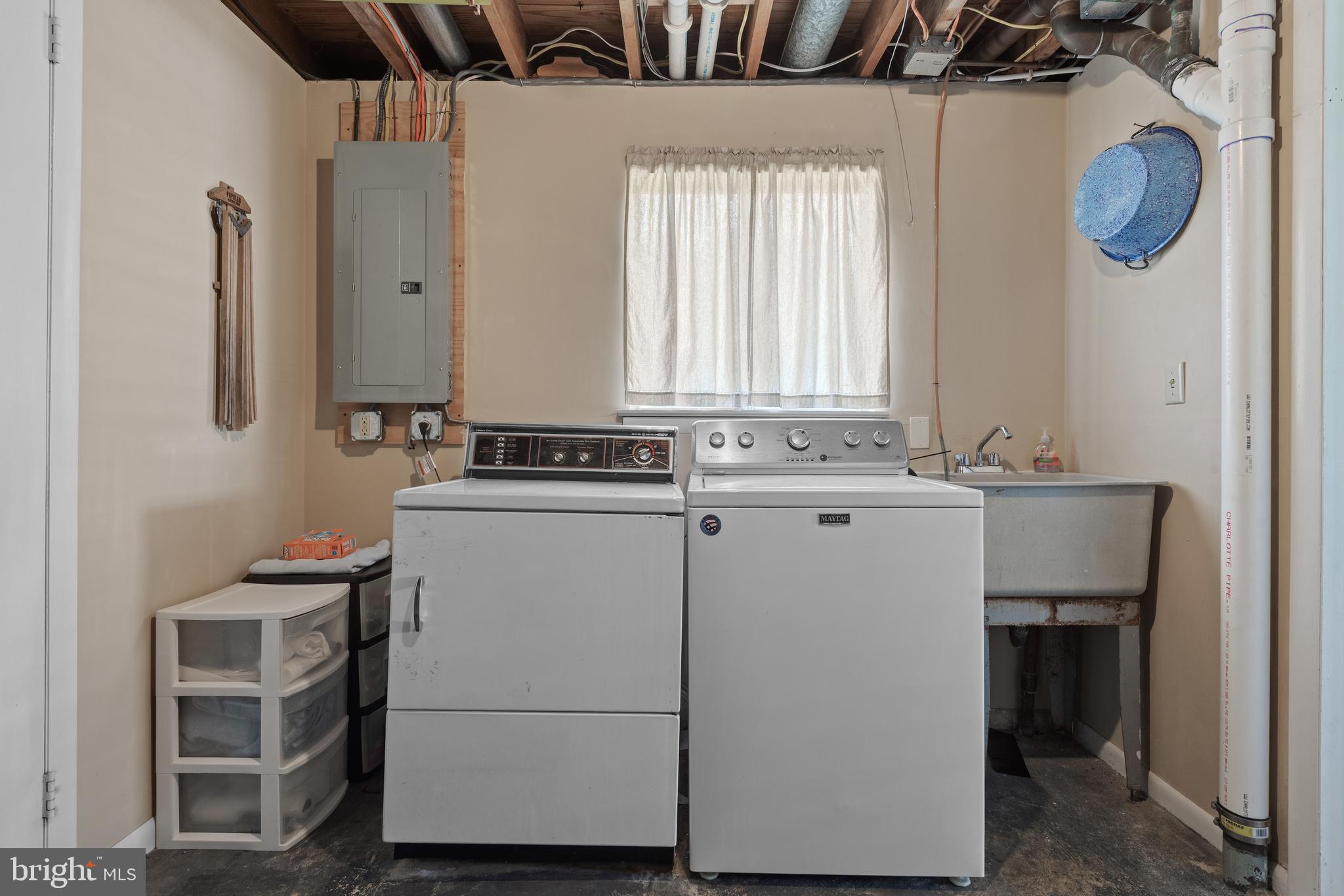 LANDIS FARMS - Residential