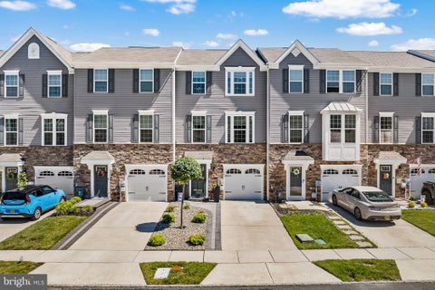 Townhouse For Sale - 144 Meridian Lane<br/> SEWELL, NJ 08080