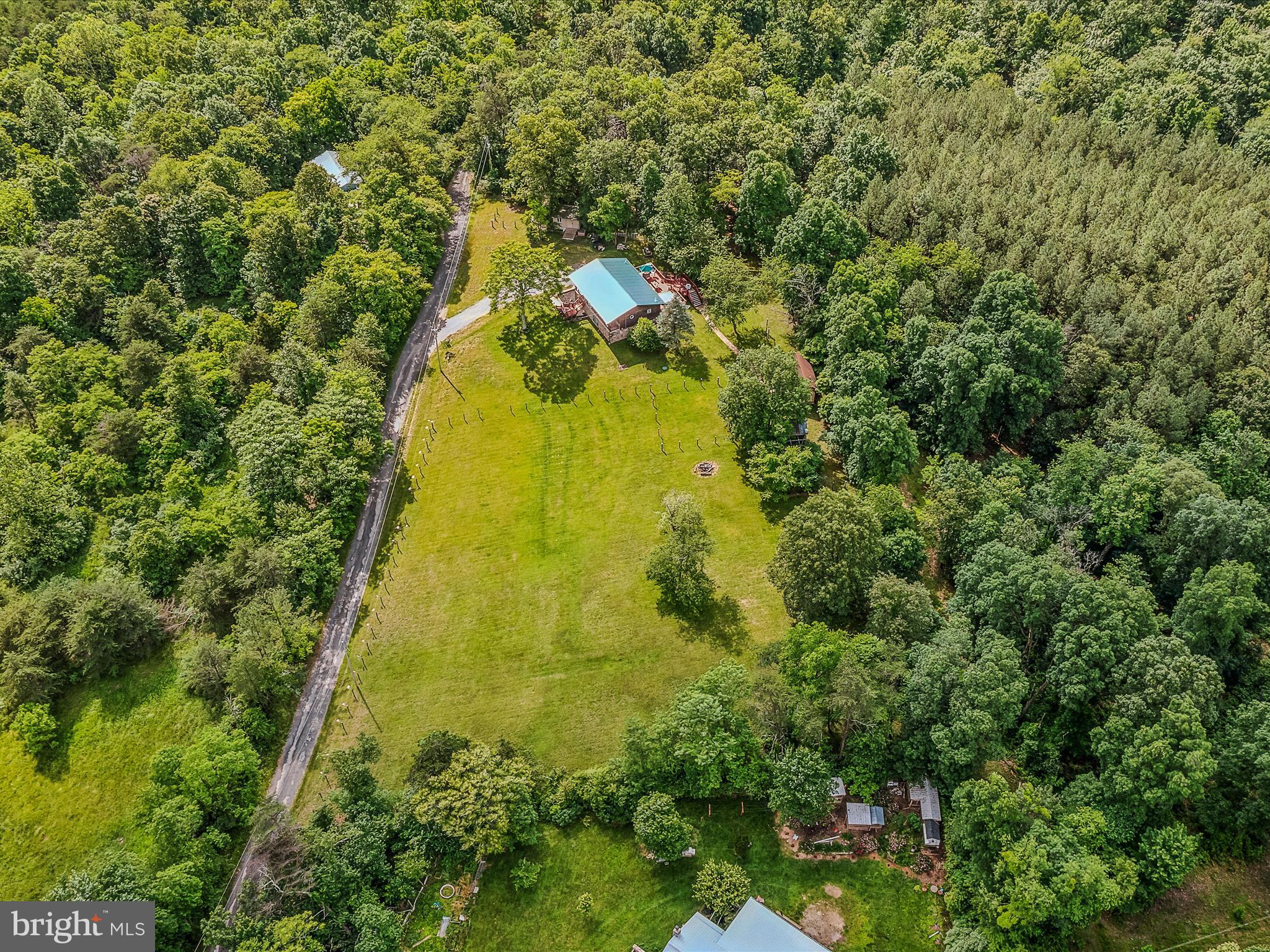 HEAVENLY ACRES - Residential