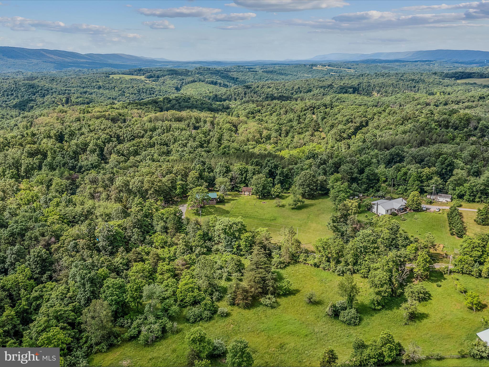 HEAVENLY ACRES - Residential