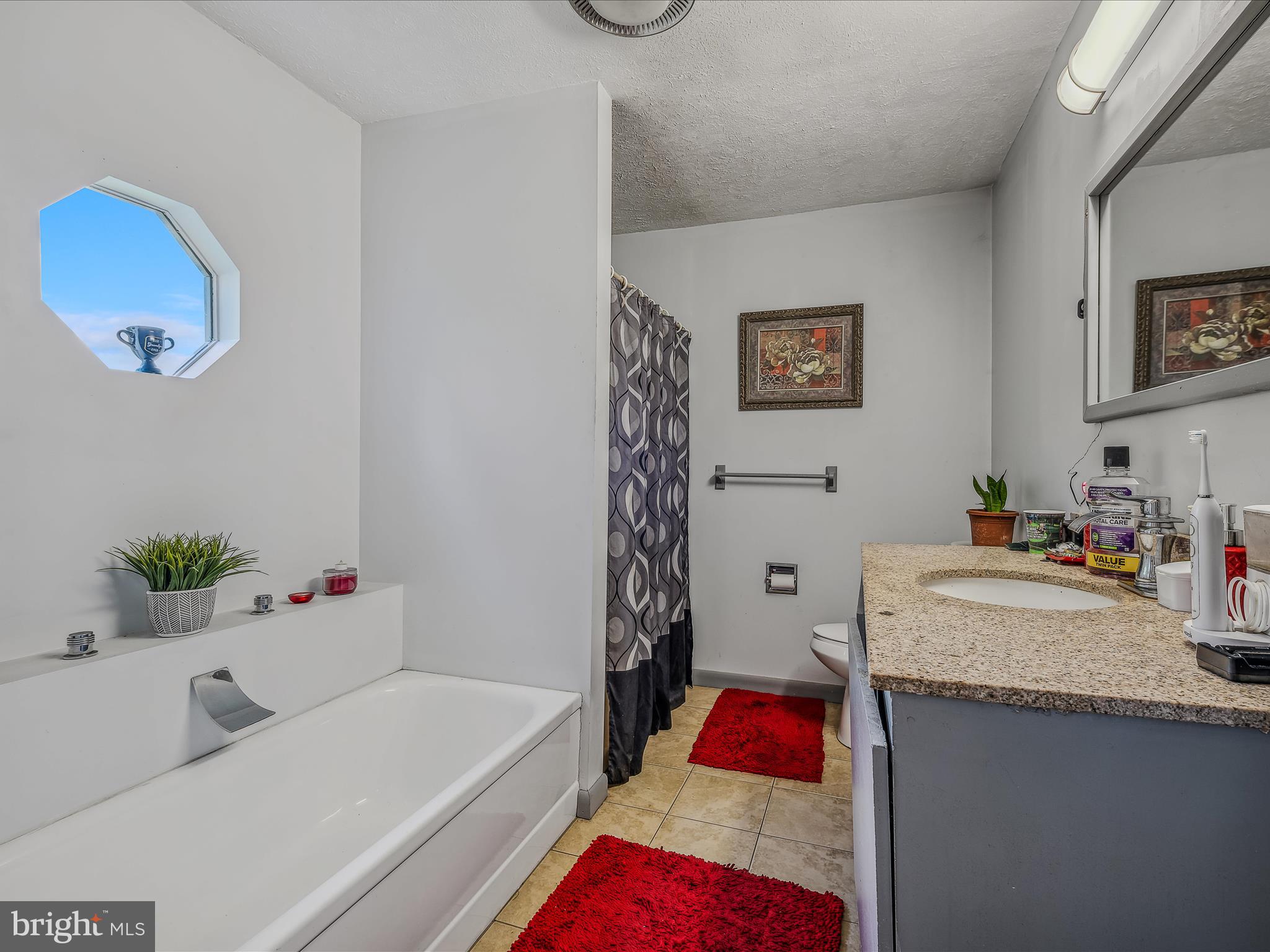 HEAVENLY ACRES - Residential