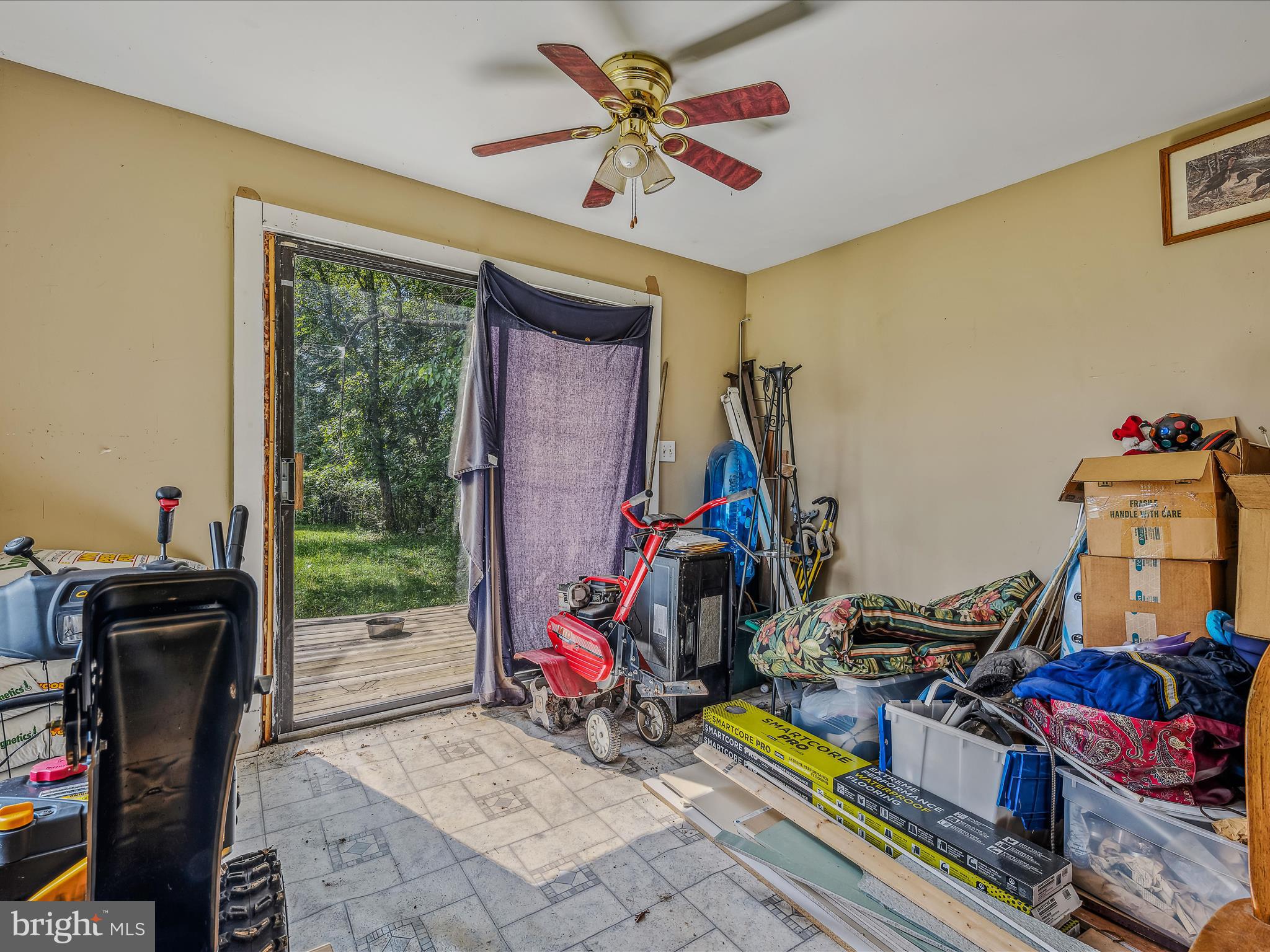 HEAVENLY ACRES - Residential