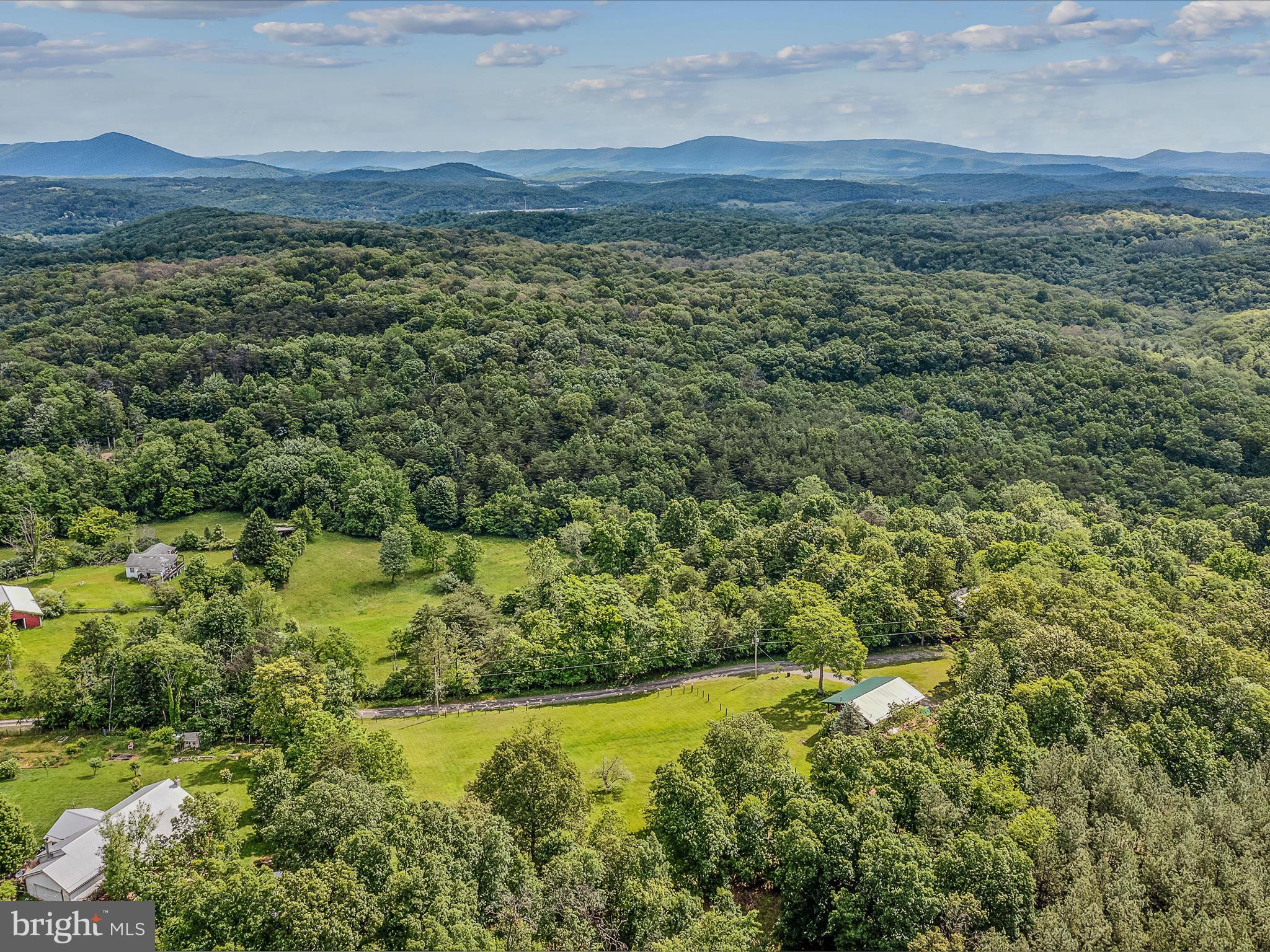 HEAVENLY ACRES - Residential