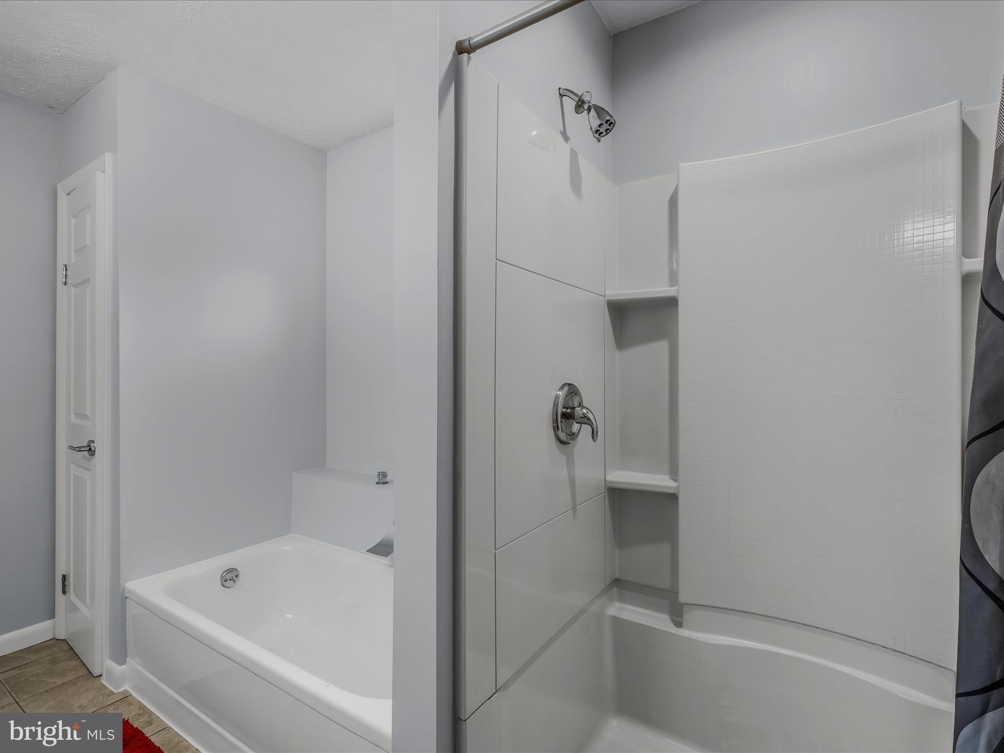 HEAVENLY ACRES - Residential