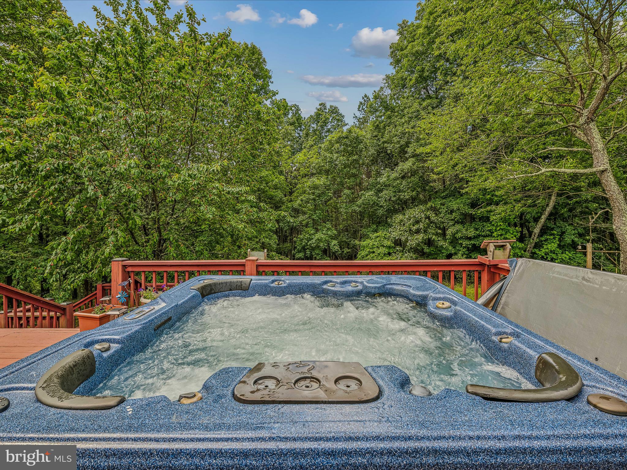 HEAVENLY ACRES - Residential