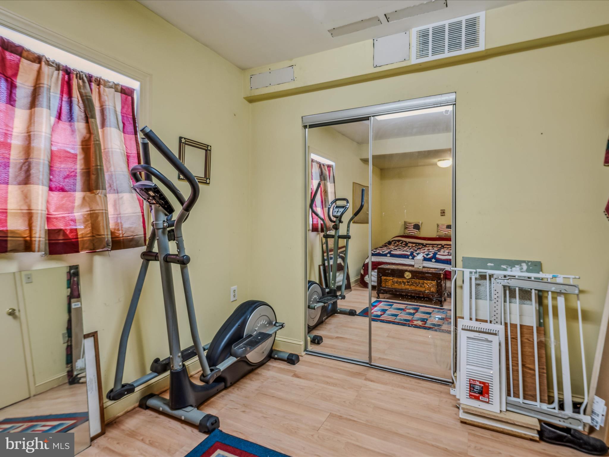 HEAVENLY ACRES - Residential