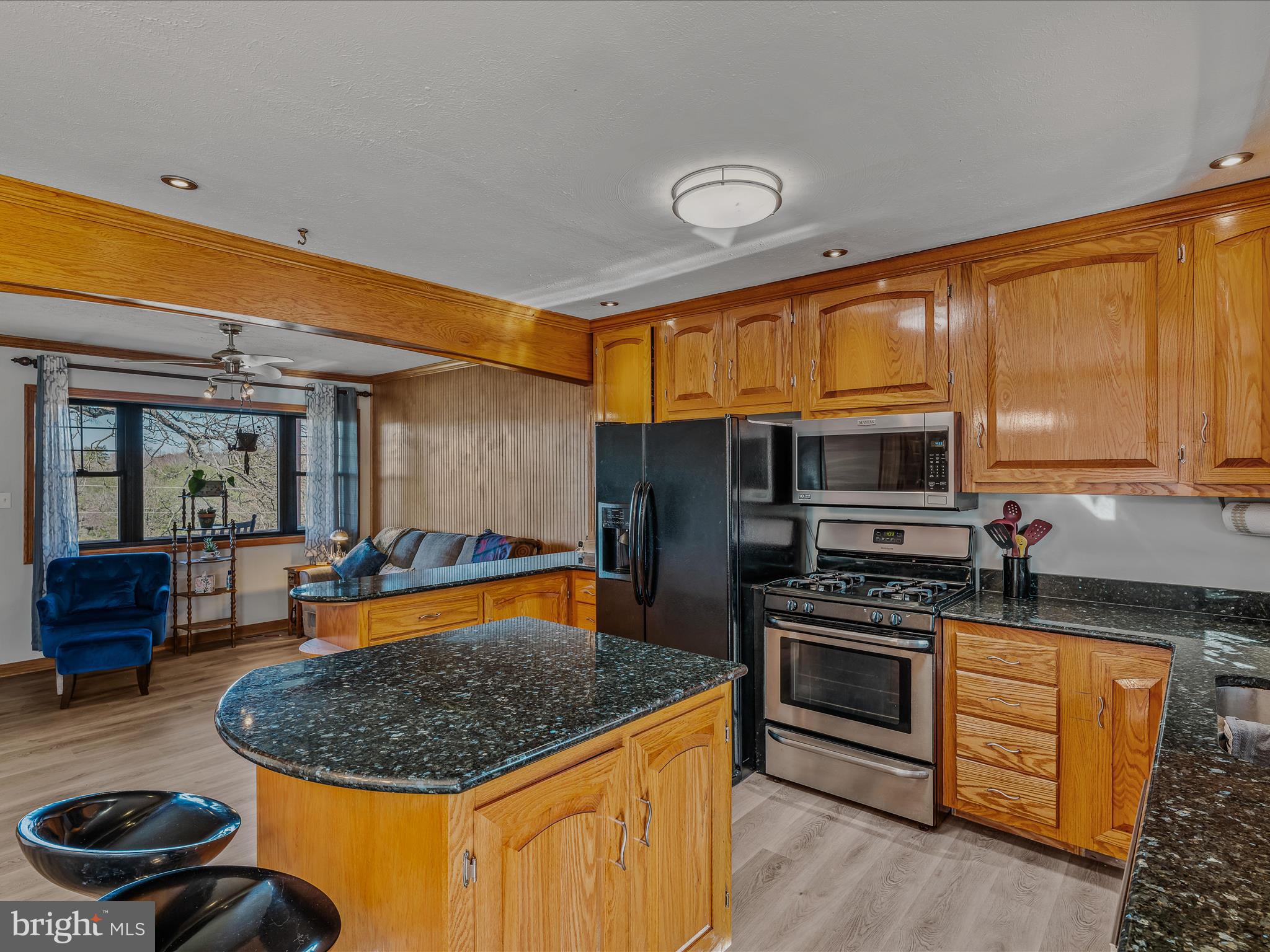 HEAVENLY ACRES - Residential