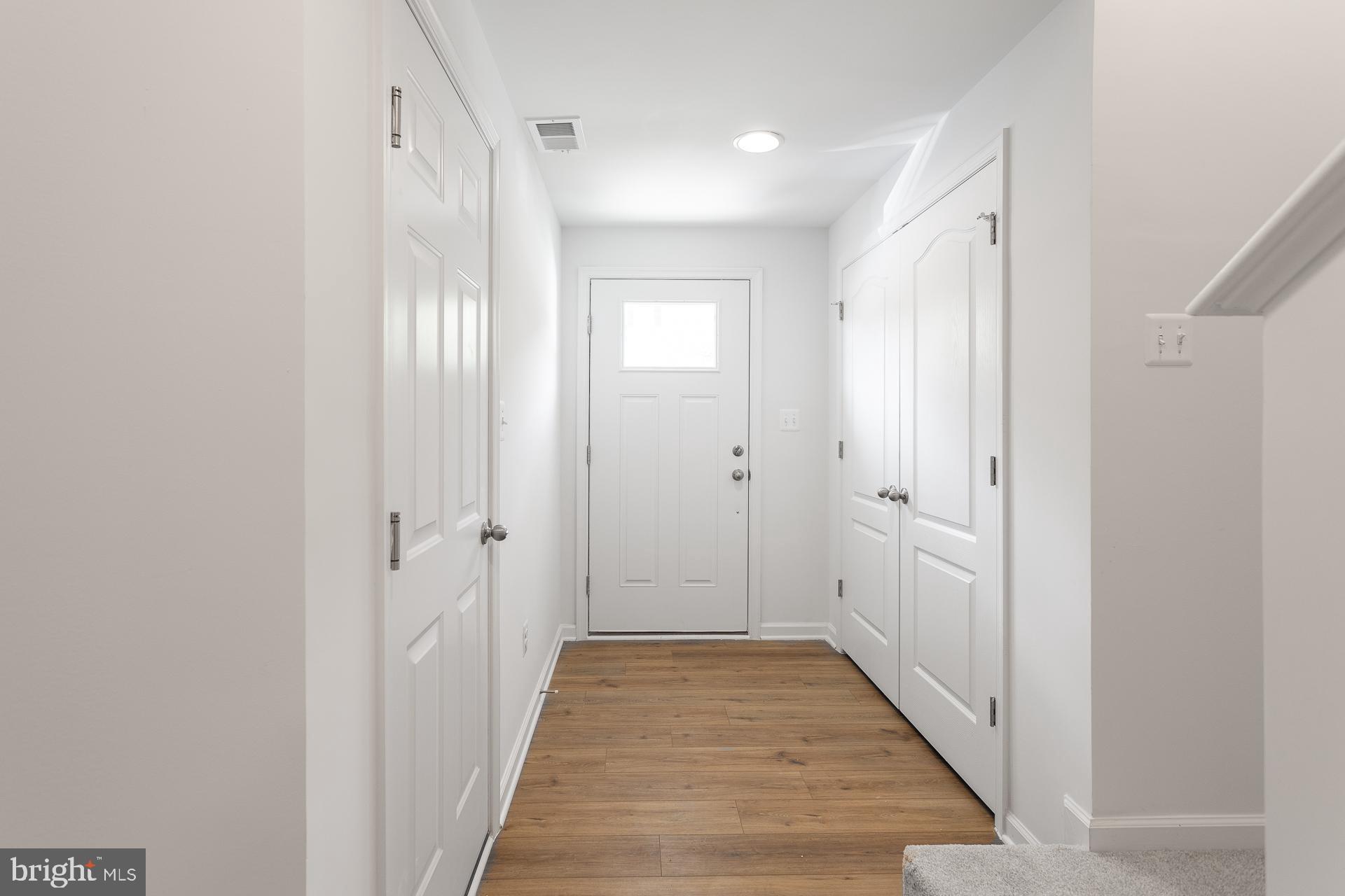 MCCAULEY CROSSING - Residential