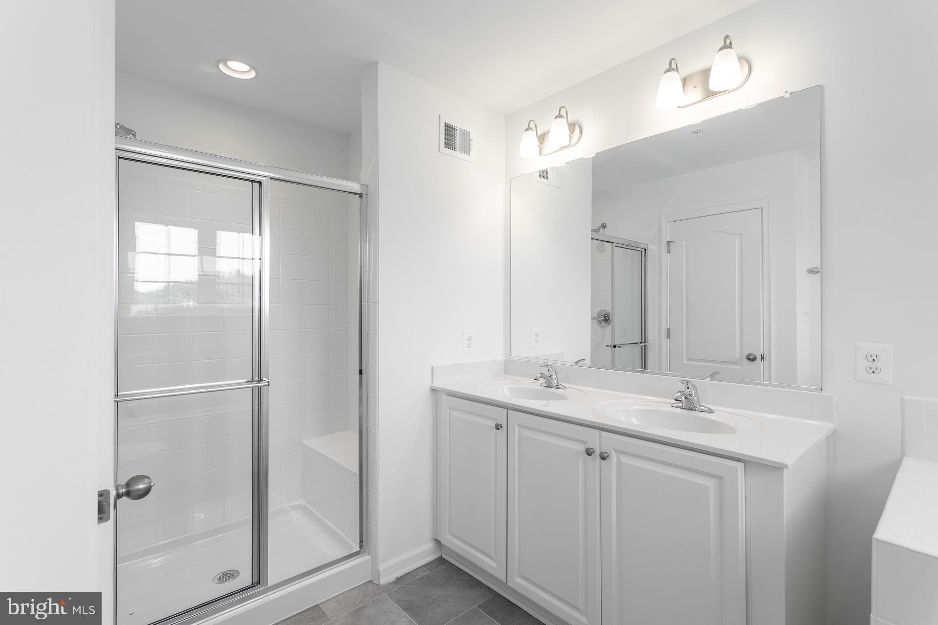 MCCAULEY CROSSING - Residential