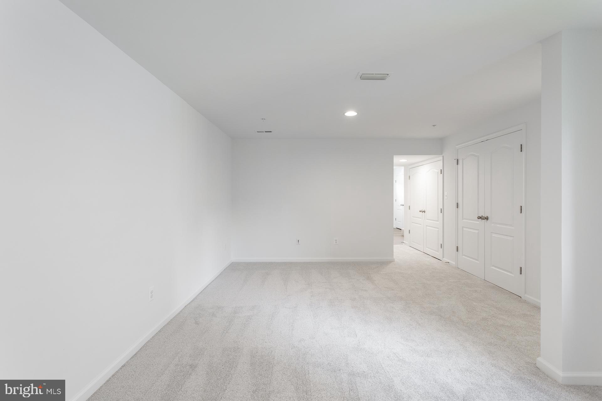 MCCAULEY CROSSING - Residential