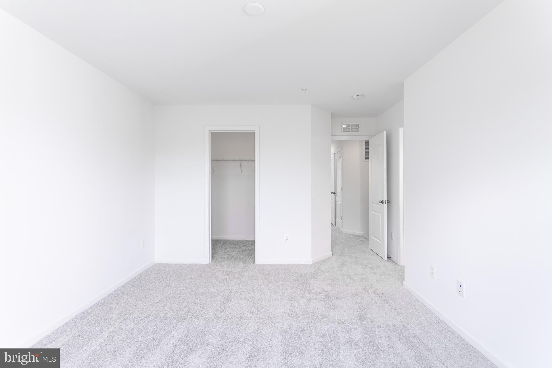 MCCAULEY CROSSING - Residential