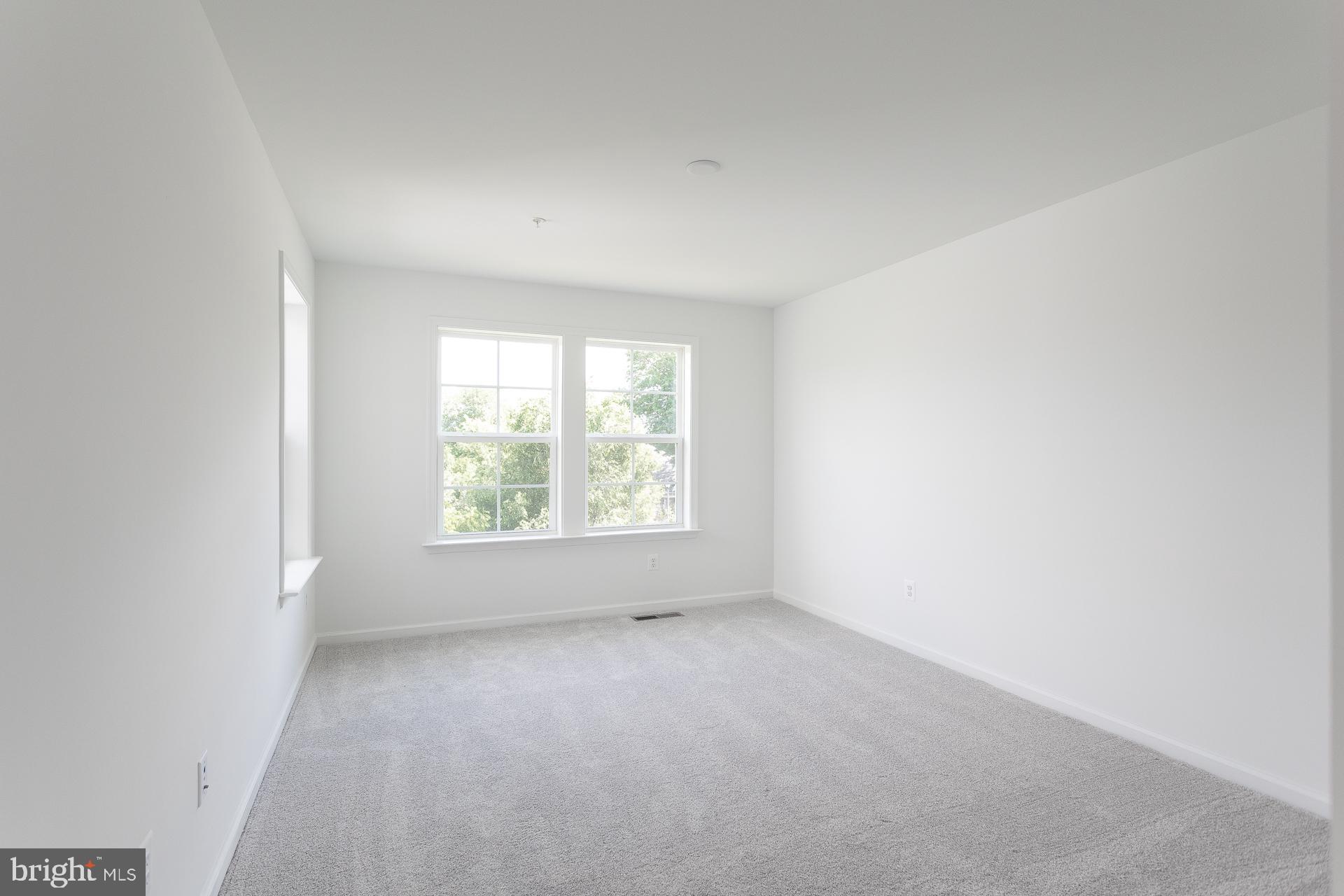 MCCAULEY CROSSING - Residential