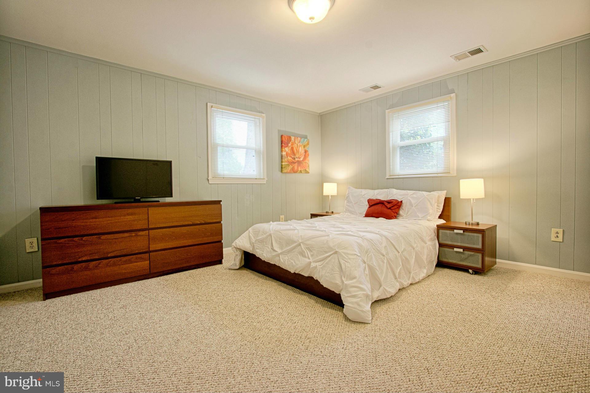 HIDEAWAY PARK - Residential