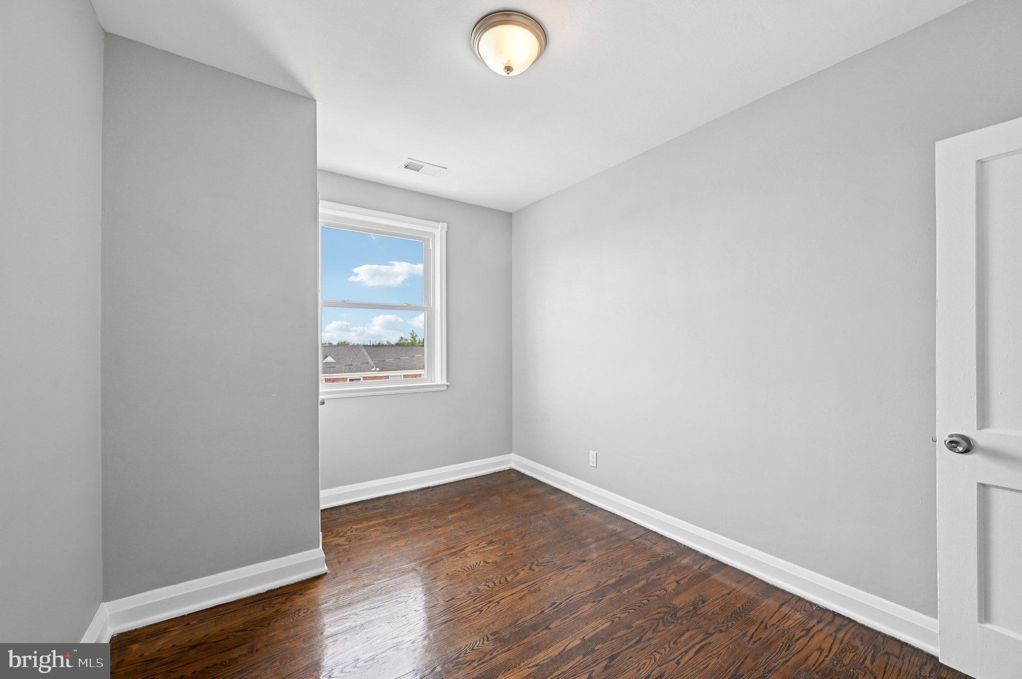 BELAIR-EDISON - Residential Lease