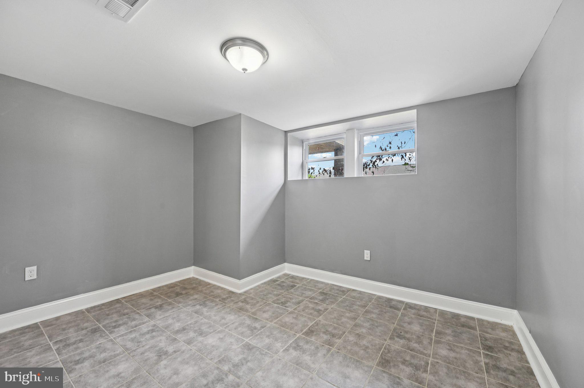 BELAIR-EDISON - Residential Lease