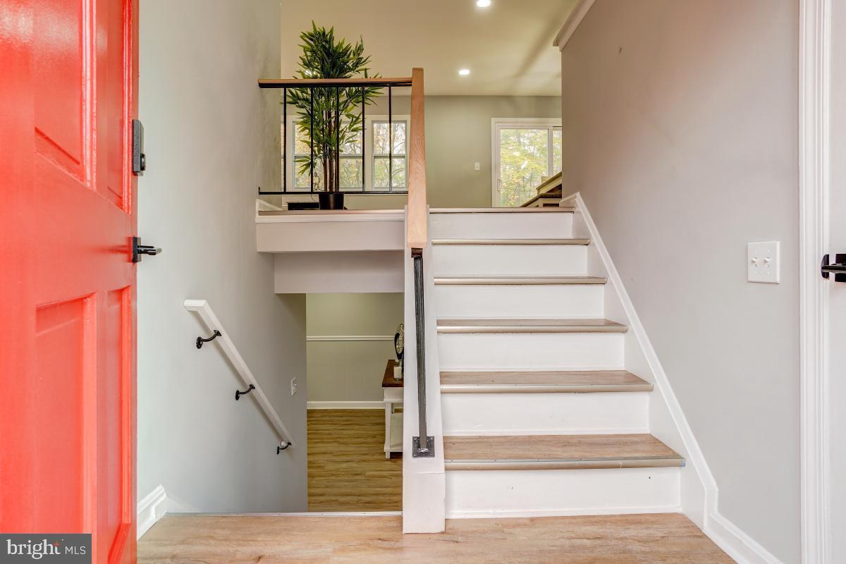 SHORE ACRES - Residential