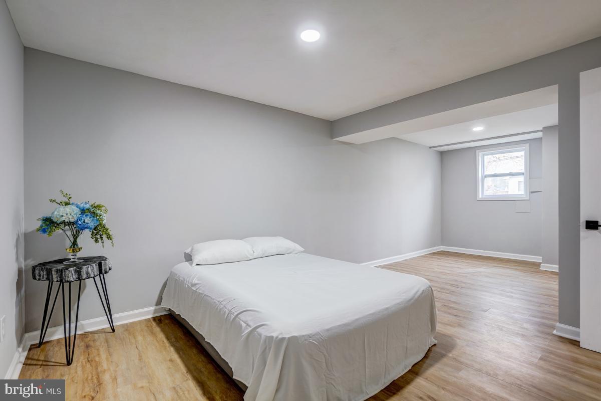 SHORE ACRES - Residential