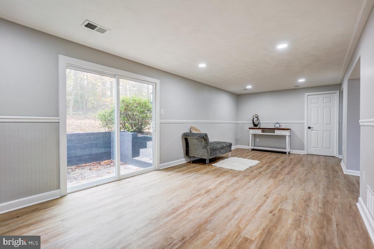 SHORE ACRES - Residential