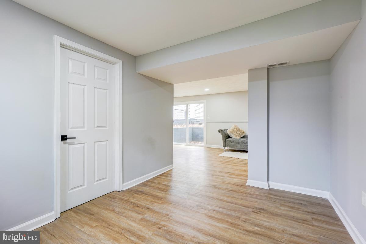 SHORE ACRES - Residential