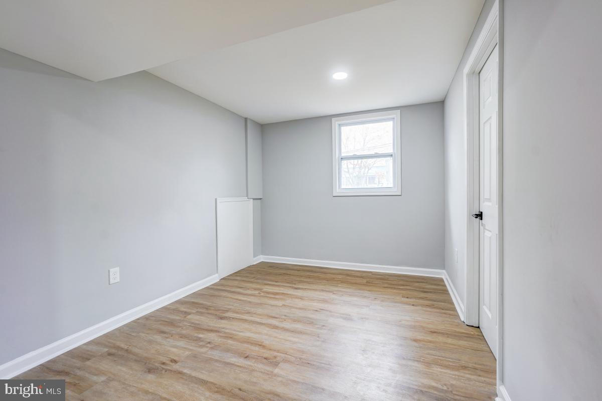 SHORE ACRES - Residential