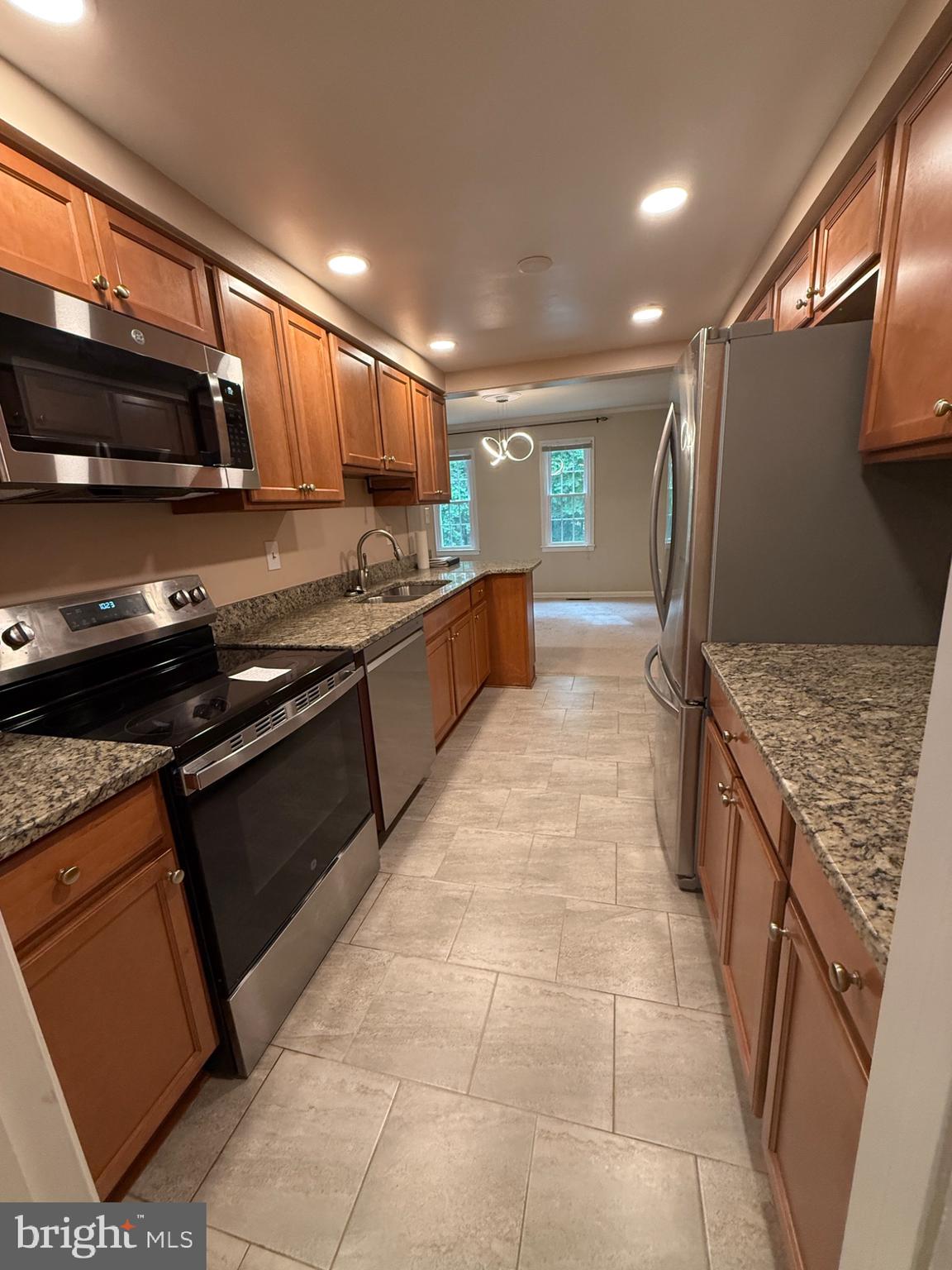 5844 KARA PLACE