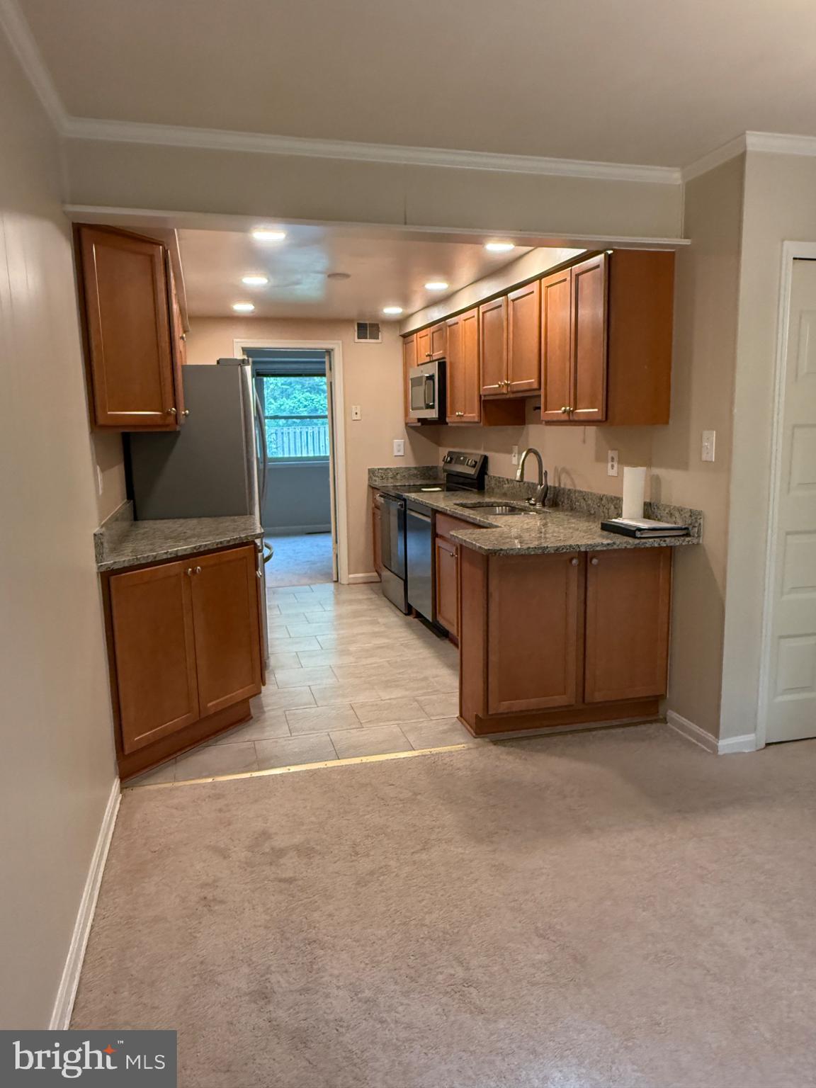 5844 KARA PLACE