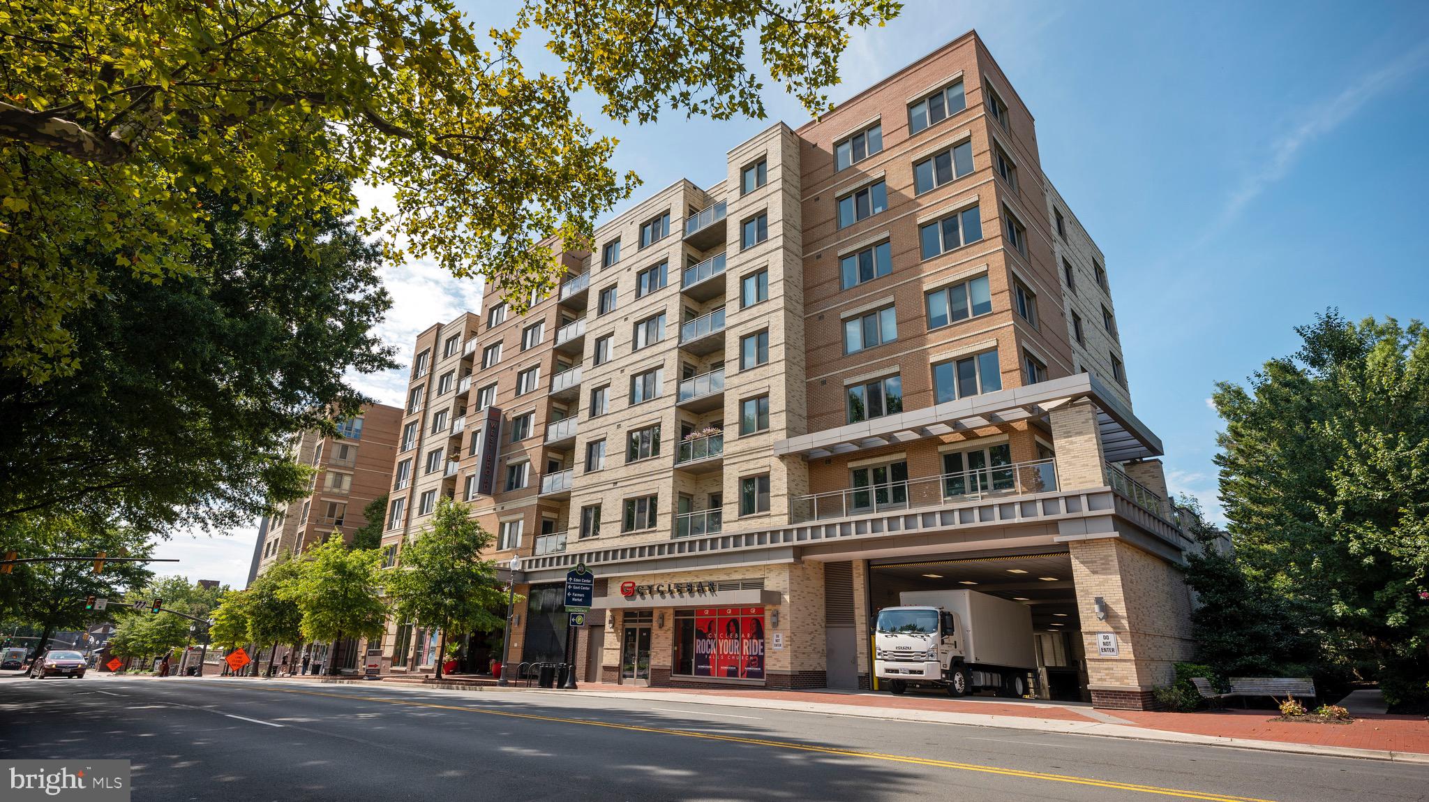 FALLS CHURCH CITY - Residential