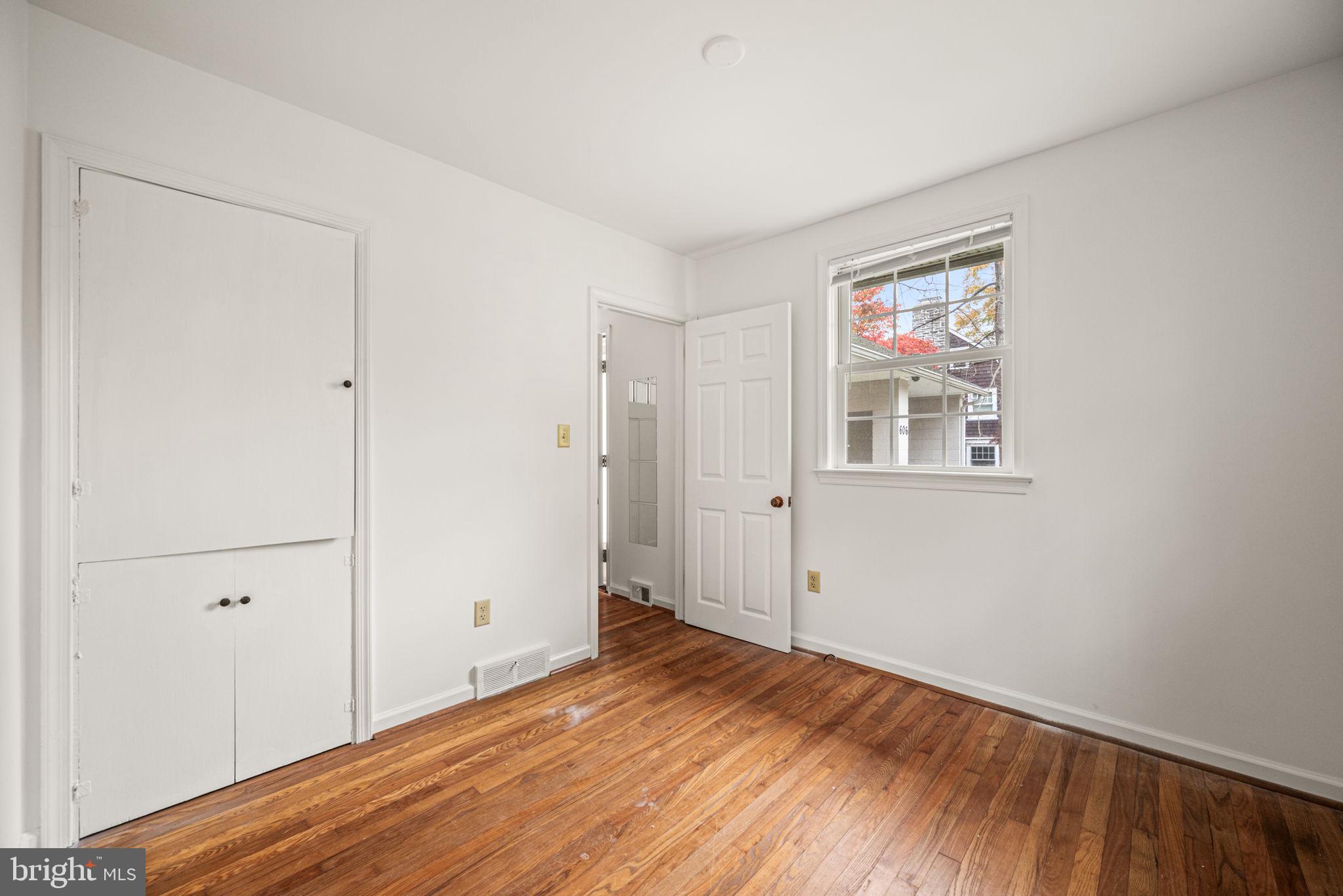 SWARTHMORE HILLS - Residential