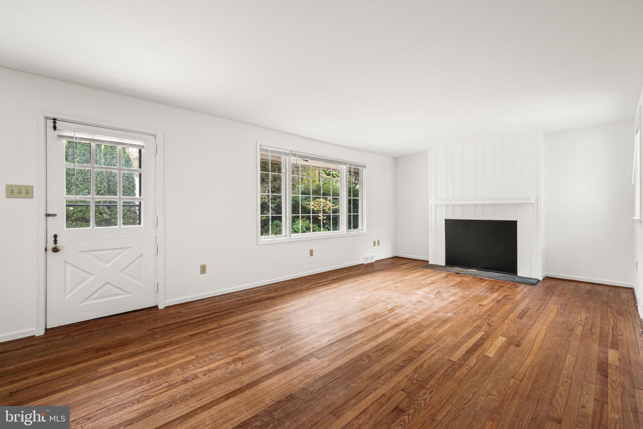 SWARTHMORE HILLS - Residential