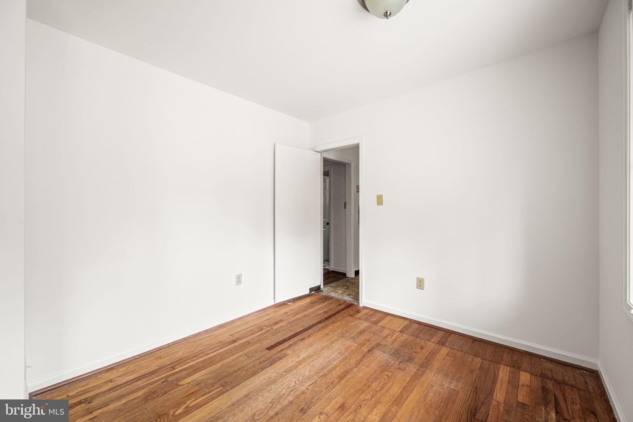 SWARTHMORE HILLS - Residential