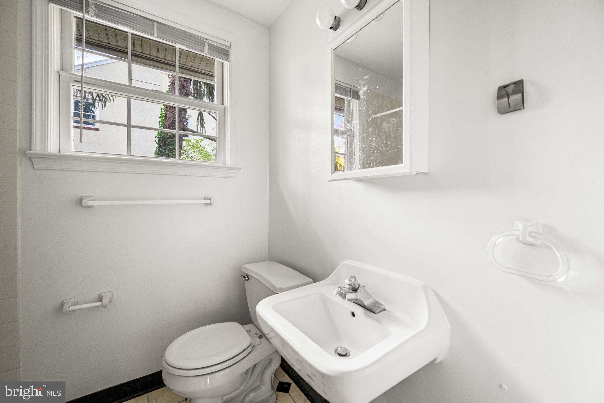 SWARTHMORE HILLS - Residential