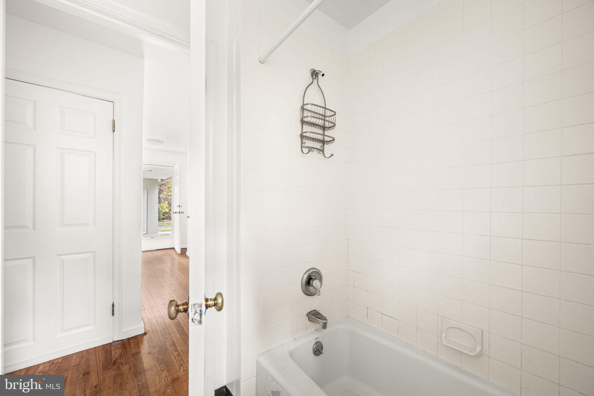 SWARTHMORE HILLS - Residential