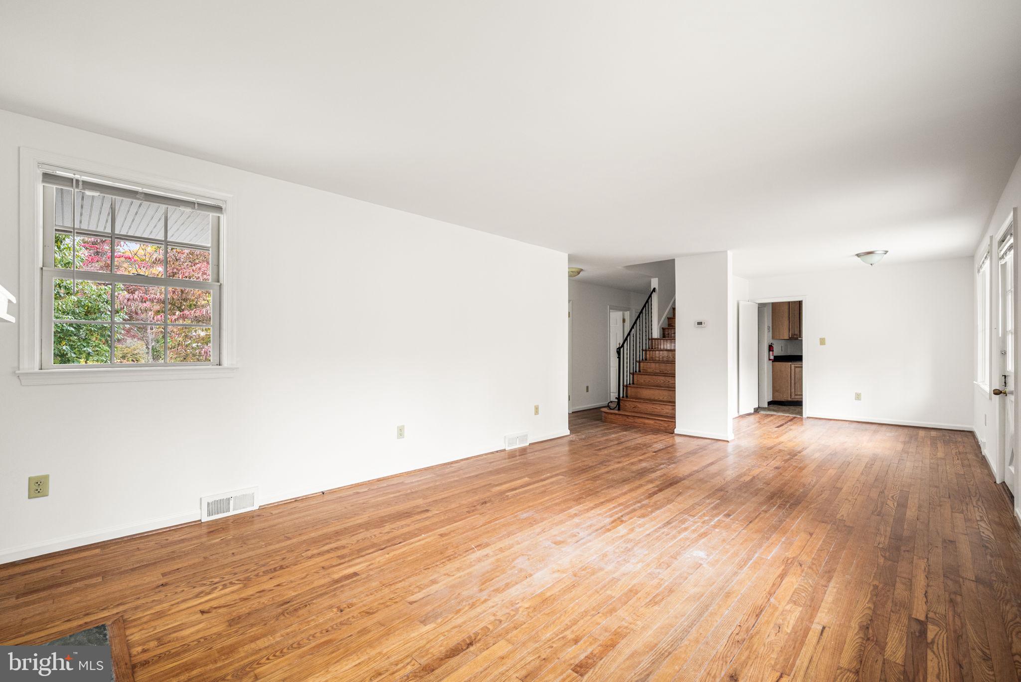 SWARTHMORE HILLS - Residential