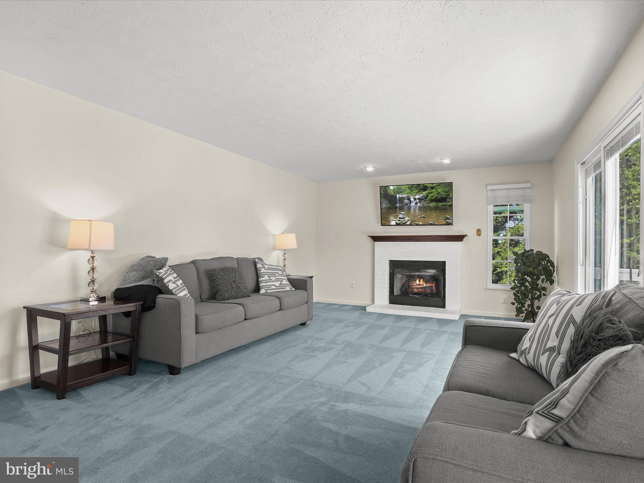 CRESTVIEW - Residential