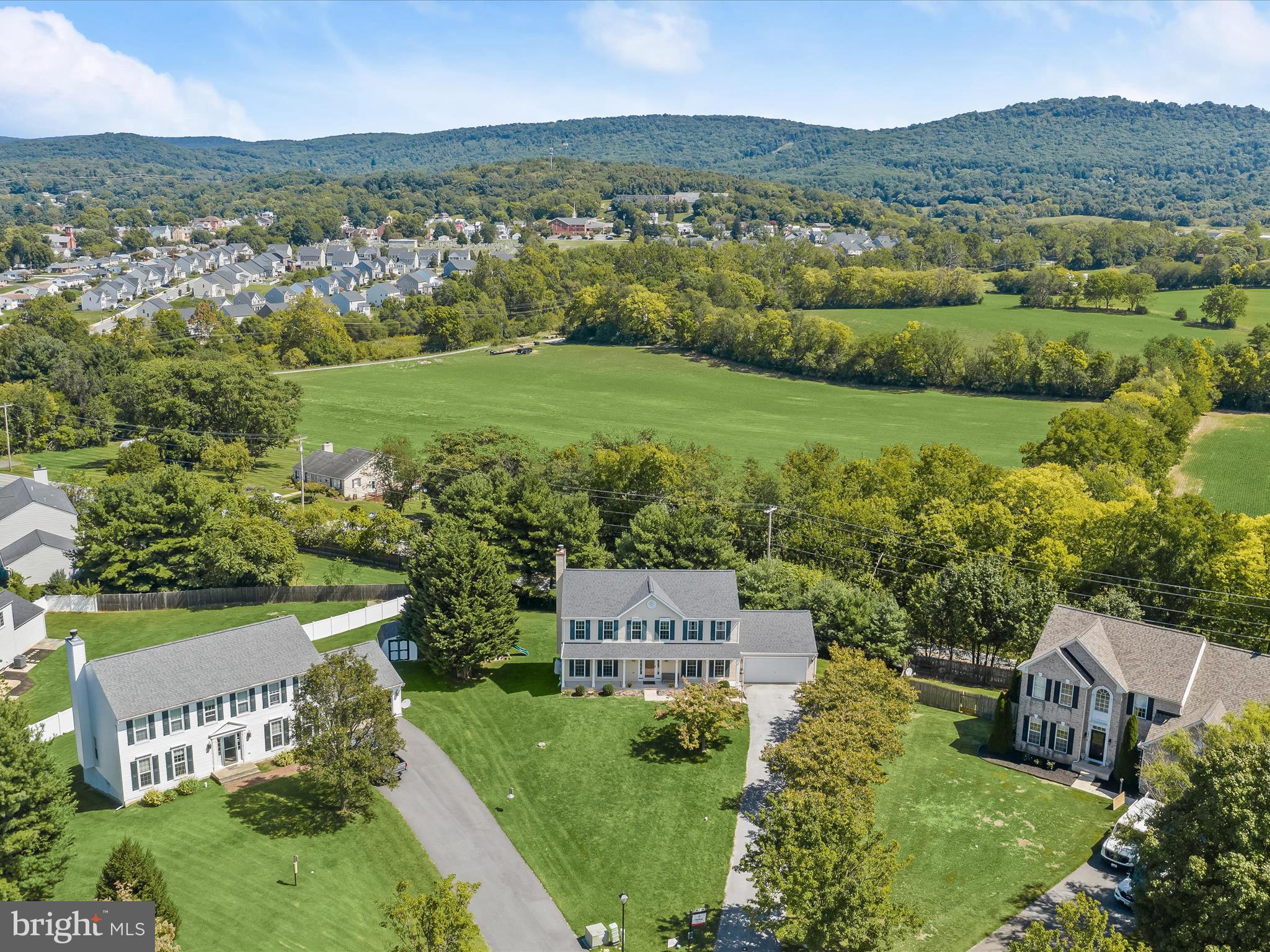 CRESTVIEW - Residential