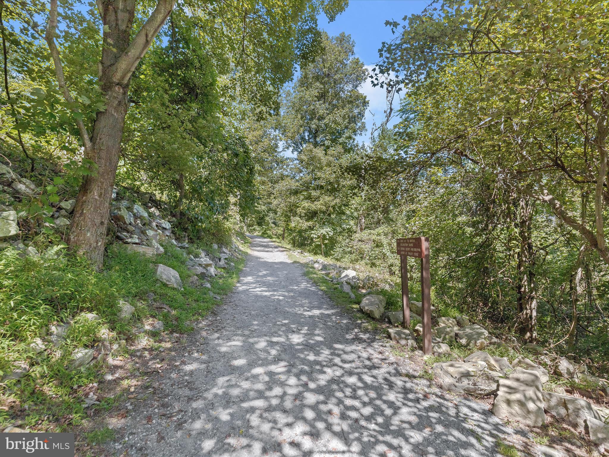 CRESTVIEW - Residential