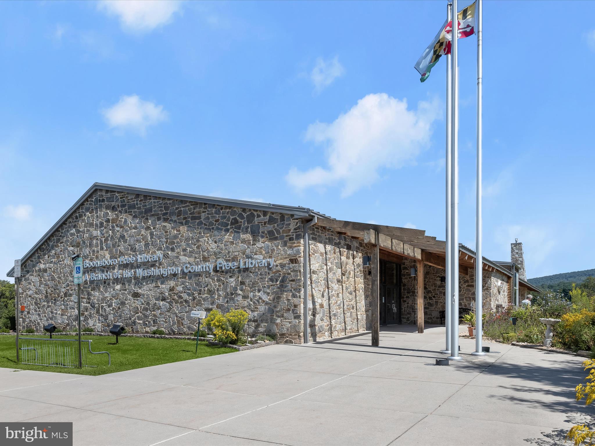 CRESTVIEW - Residential