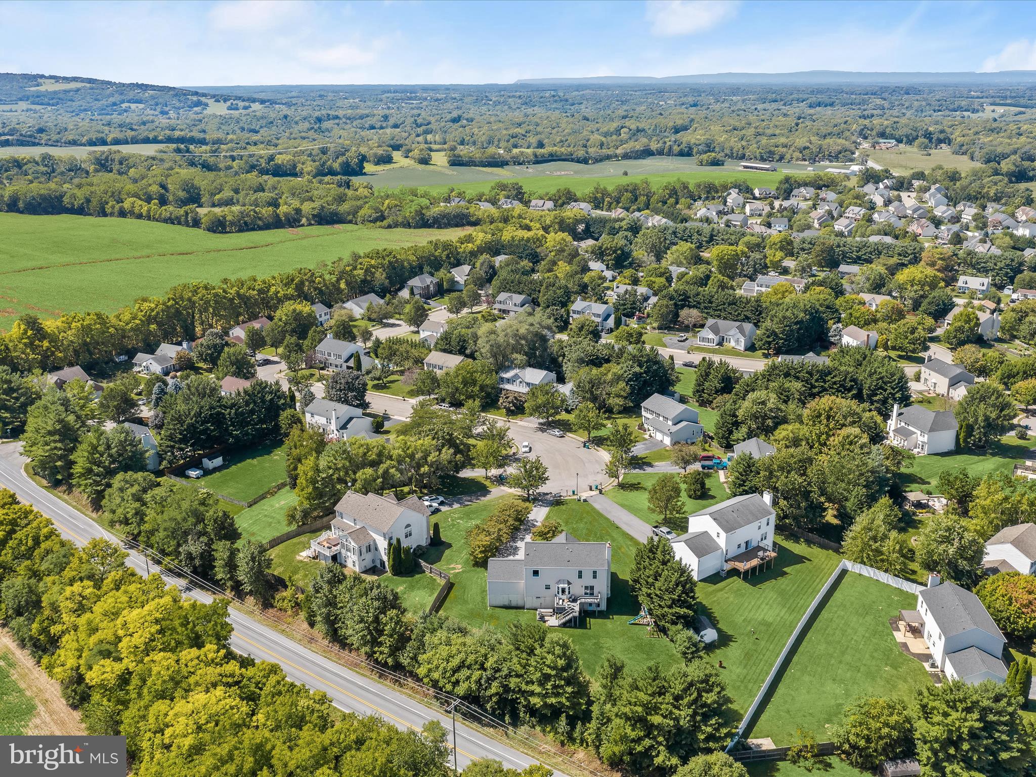 CRESTVIEW - Residential