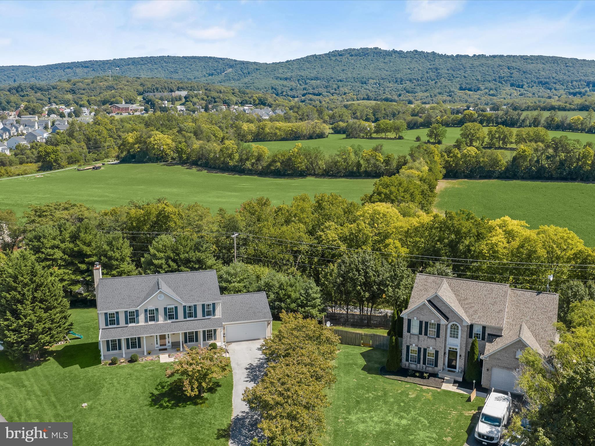 CRESTVIEW - Residential