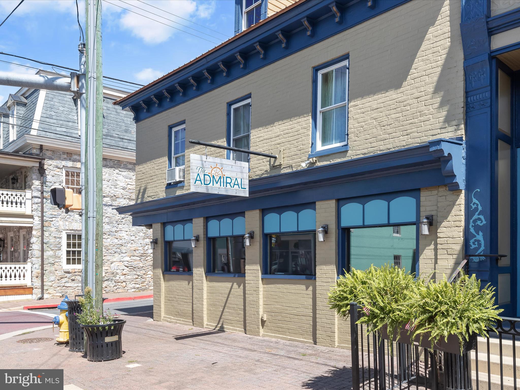 CRESTVIEW - Residential