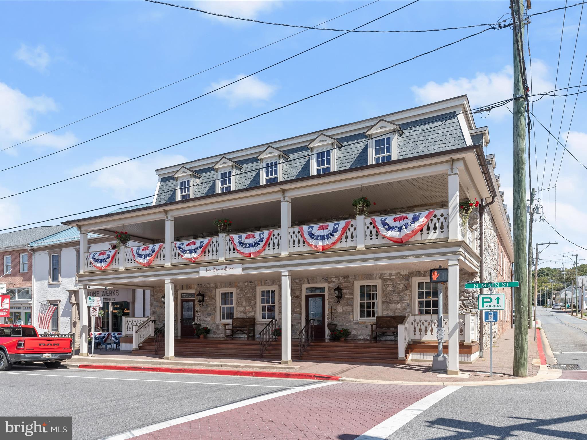 CRESTVIEW - Residential