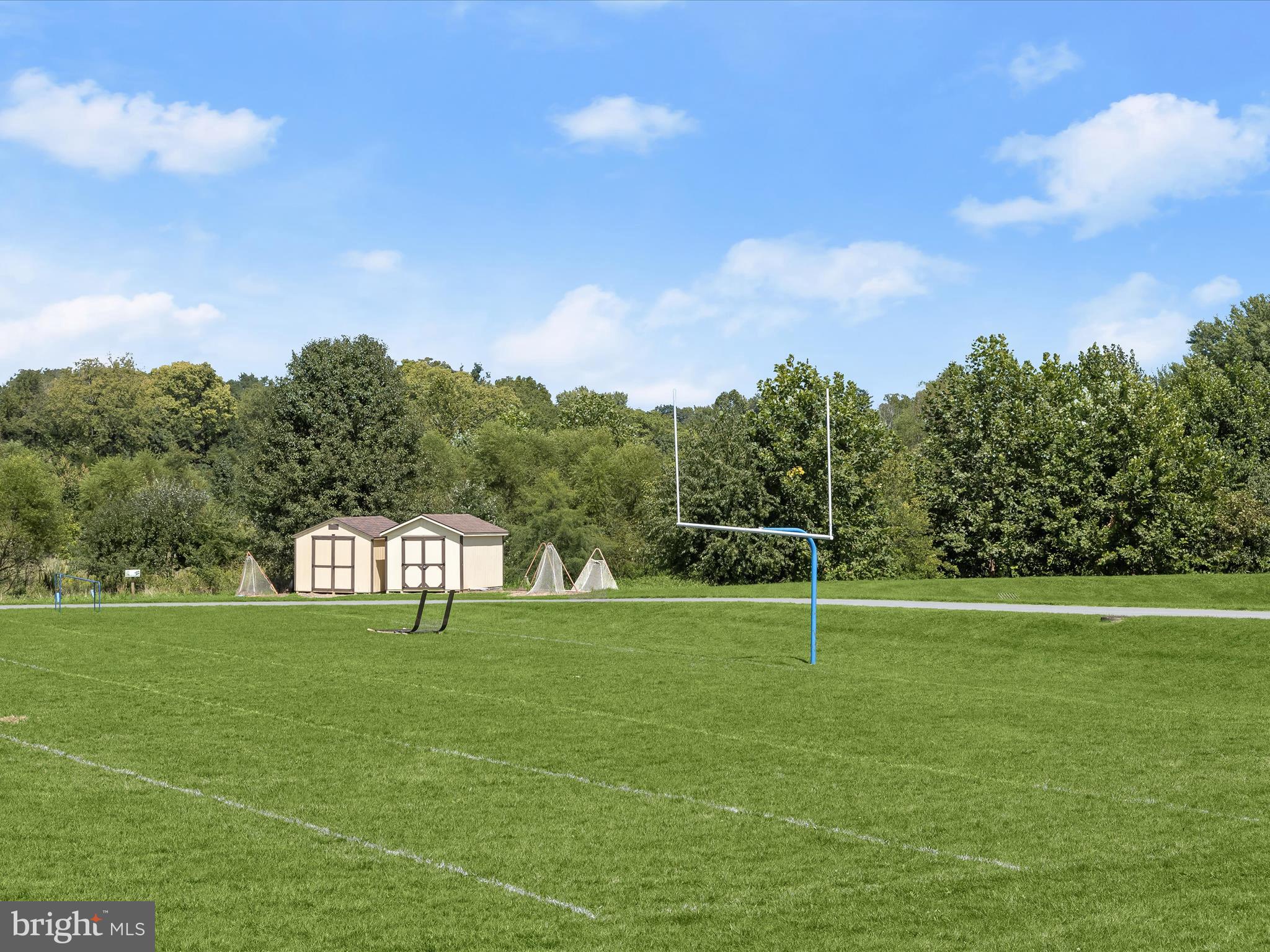 CRESTVIEW - Residential