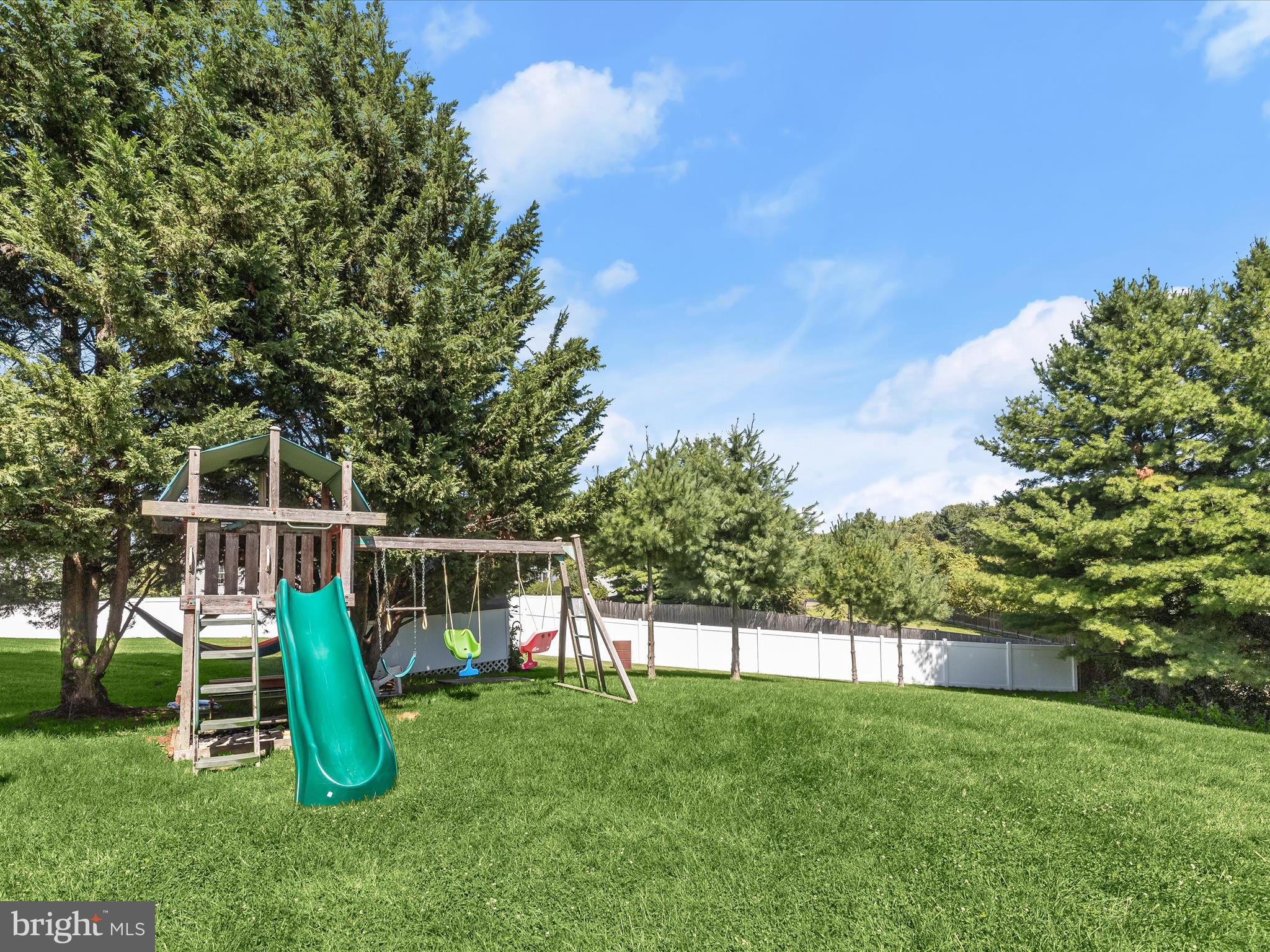 CRESTVIEW - Residential