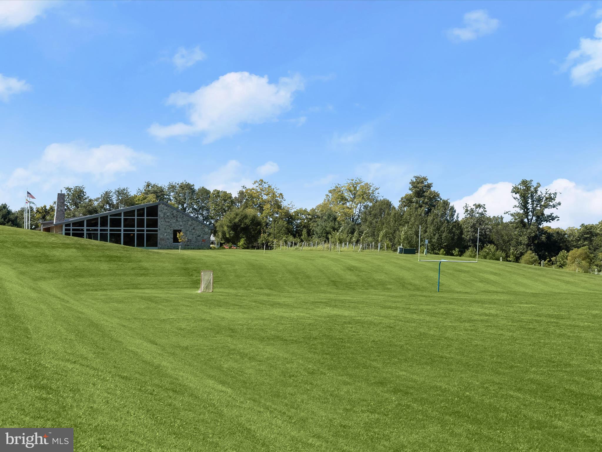 CRESTVIEW - Residential