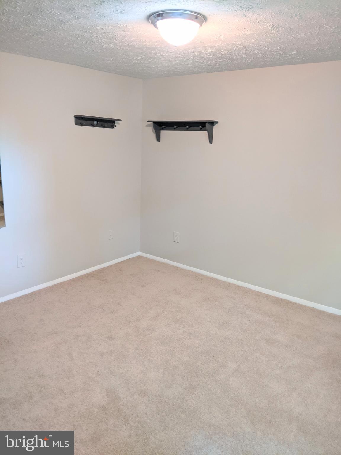 FRANKLIN FARM - Residential