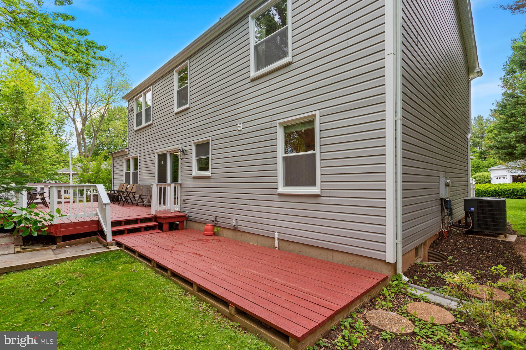 FRANKLIN FARM - Residential