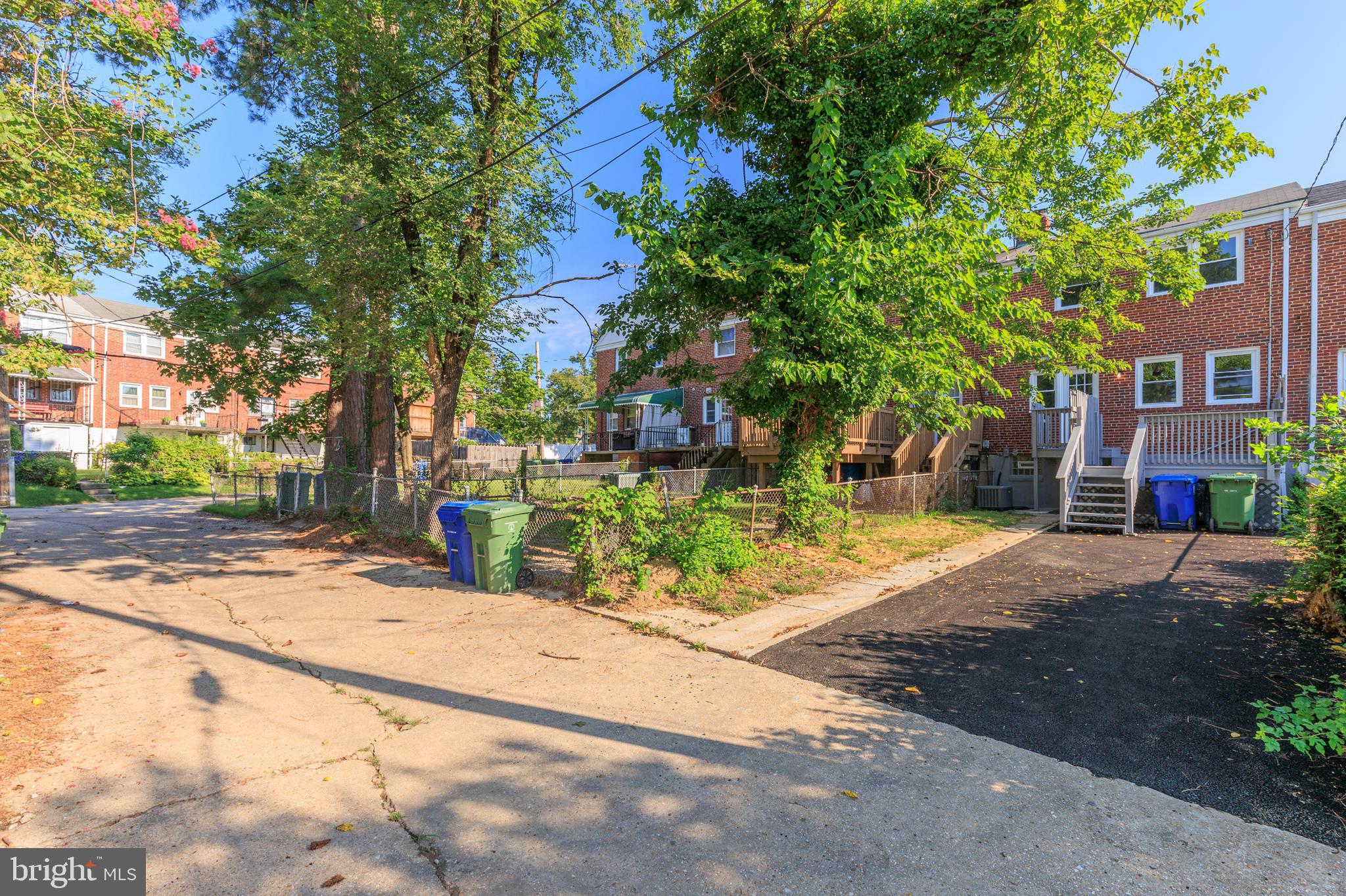 LOCH RAVEN - Residential